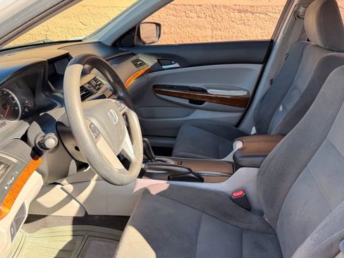 Used 2011 Honda Accord EX image 15