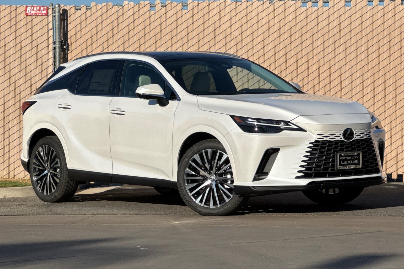 New 2026 Lexus RX 350h AWD/4WD image 2