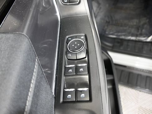 Used 2024 Ford F150 Lariat AWD/4WD image 19