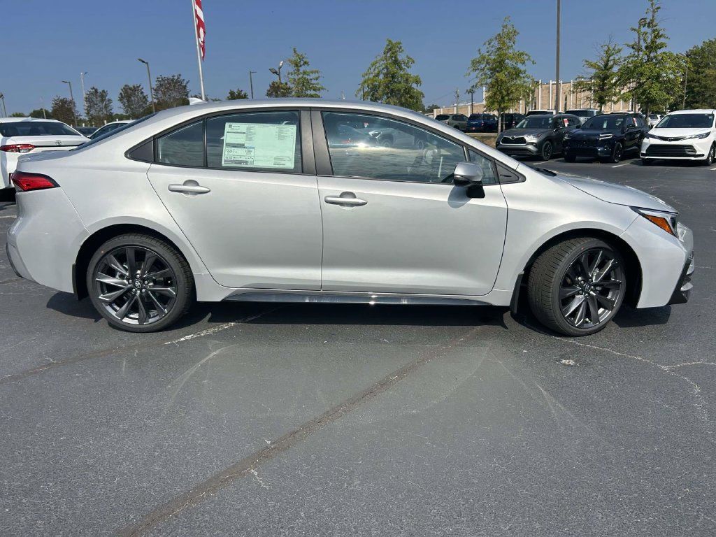 New 2027 Toyota Corolla SE FWD image 2