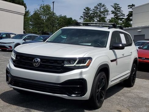 Used 2023 Volkswagen Atlas SEL R-Line AWD/4WD image 31