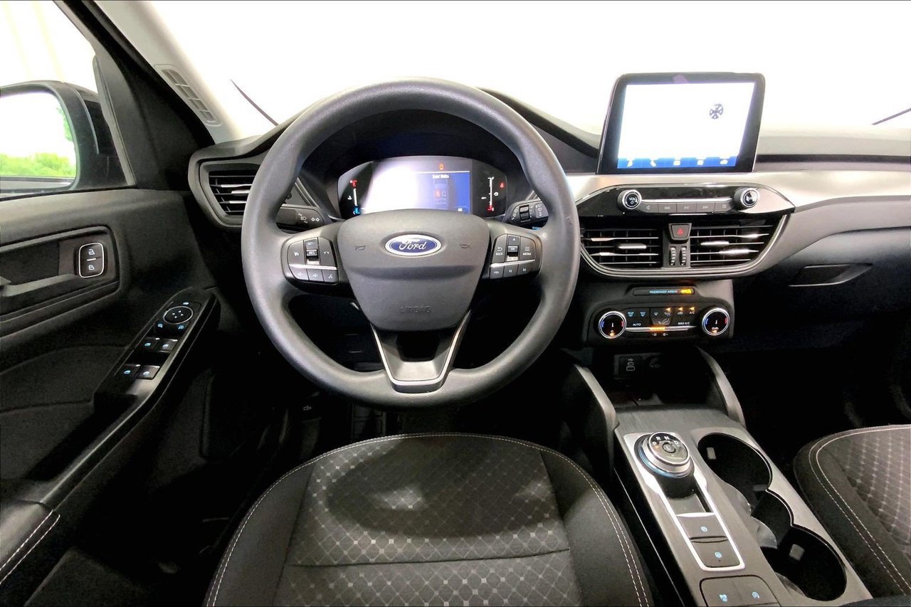 Used 2025 Ford Escape Active FWD image 14