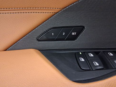 Certified 2025 BMW M440i image 19