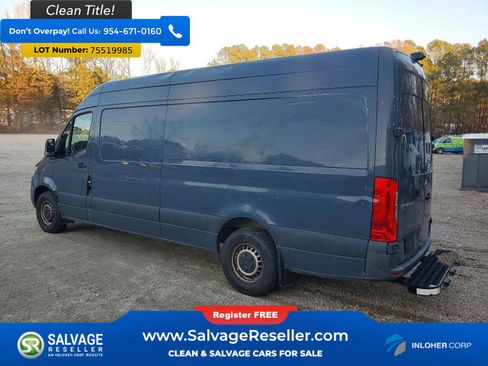 Used 2021 Mercedes-Benz Sprinter 2500 image 3