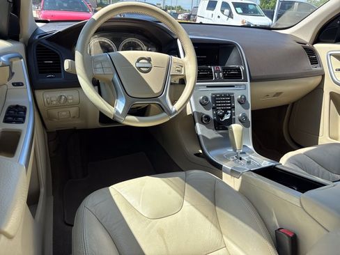 Used 2011 Volvo XC60 T6 AWD/4WD image 17