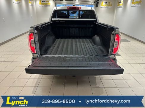 Used 2017 GMC Canyon SLT w/ Driver Alert Package image 20
