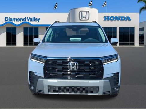 New 2026 Honda Pilot Touring image 6