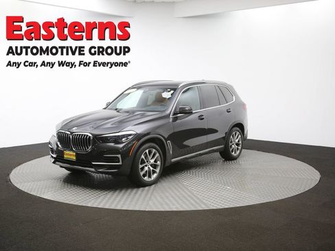 Used 2022 BMW X5 xDrive40i w/ Premium Package image 61