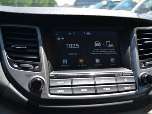 Used 2018 Hyundai Tucson SEL FWD image 14