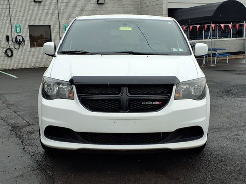 Used 2016 Dodge Grand Caravan SE FWD image 9