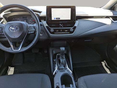 Used 2025 Toyota Corolla SE FWD image 15