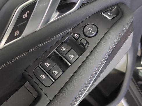 New 2026 BMW X5 sDrive40i image 22