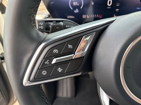 Used 2025 Buick Enclave Preferred image 21