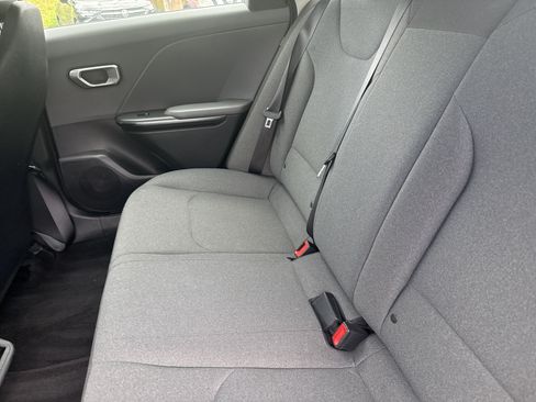 Used 2025 Kia K4 FWD image 13