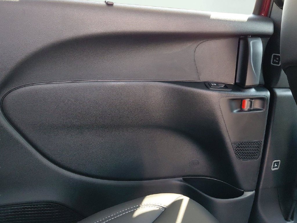 New 2026 Chrysler Pacifica Select AWD/4WD image 20