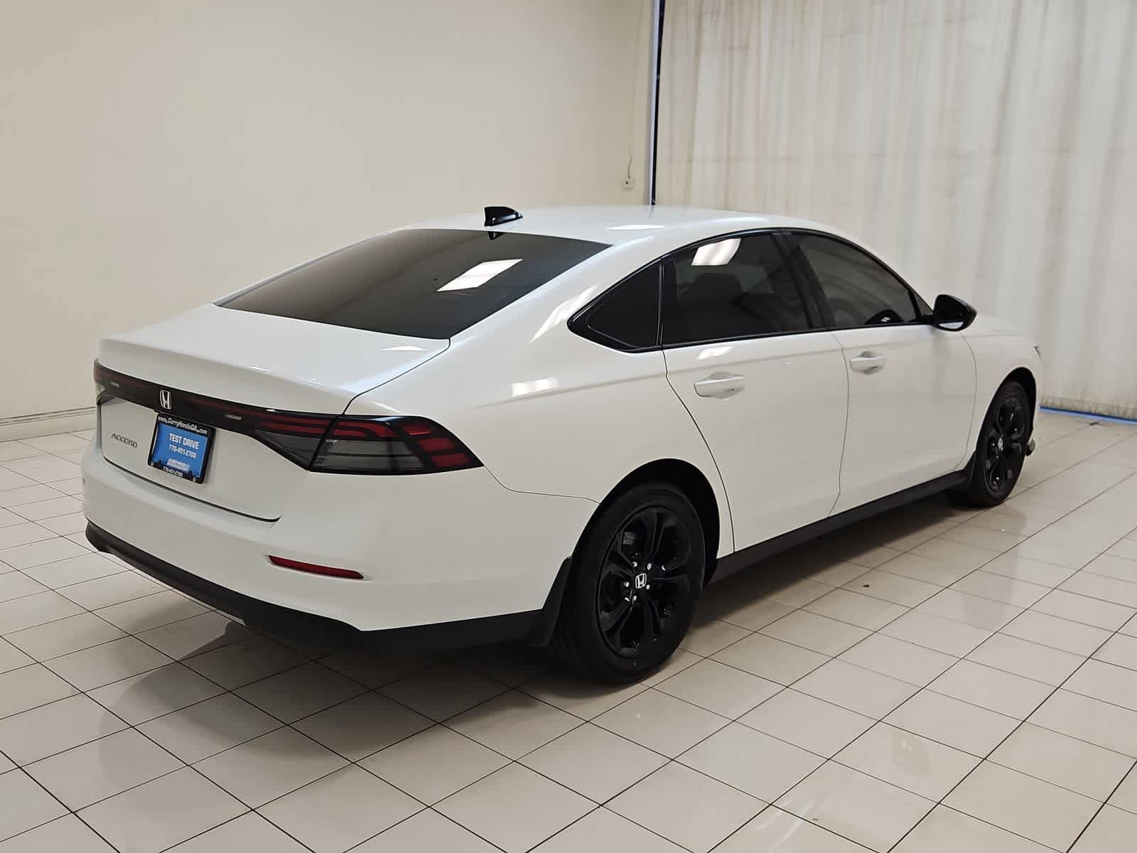 Certified 2025 Honda Accord SE image 27