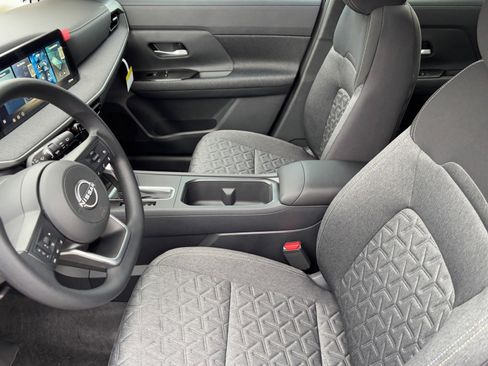 New 2026 Nissan Kicks SV image 19