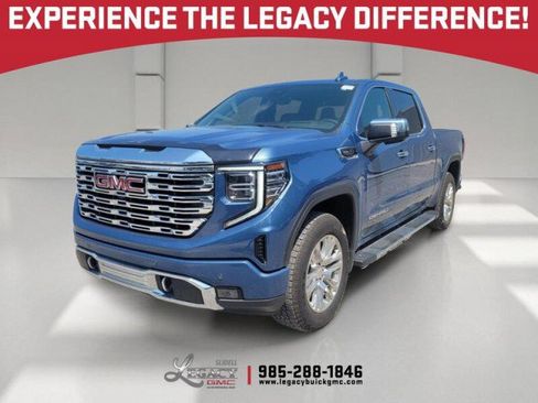 Used 2024 GMC Sierra 1500 Denali w/ Technology Package AWD/4WD image 1