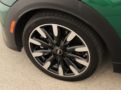Used 2024 MINI Cooper S w/ Signature Upholstery Package image 33