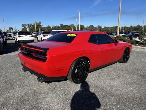 Used 2023 Dodge Challenger SRT Hellcat image 9