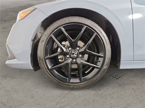 Used 2023 Honda Civic Sport image 14