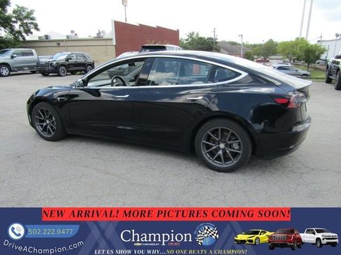 Used 2019 Tesla Model 3 AWD/4WD image 6