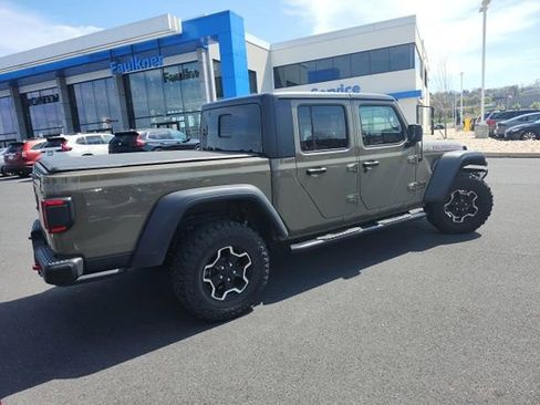 Used 2020 Jeep Gladiator Rubicon image 2