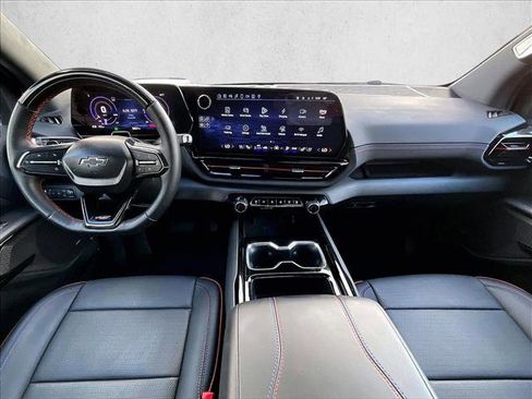 Certified 2025 Chevrolet Silverado EV RST image 16