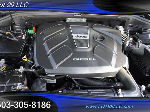 Used 2018 Jeep Grand Cherokee Limited AWD/4WD image 19