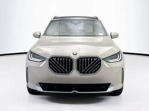 Used 2026 BMW X3 xDrive30i w/ Premium Package AWD/4WD image 3