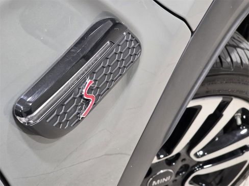Used 2022 MINI Cooper S w/ Premium Package image 10