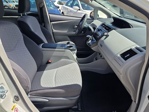 Used 2015 Toyota Prius V Three FWD image 14