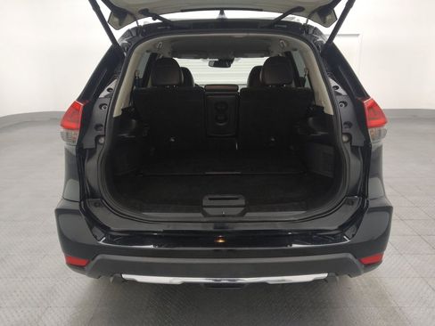 Used 2018 Nissan Rogue SL image 29