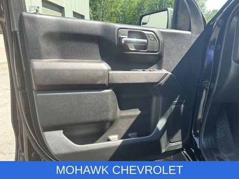 Used 2022 Chevrolet Silverado 1500 Custom AWD/4WD image 22