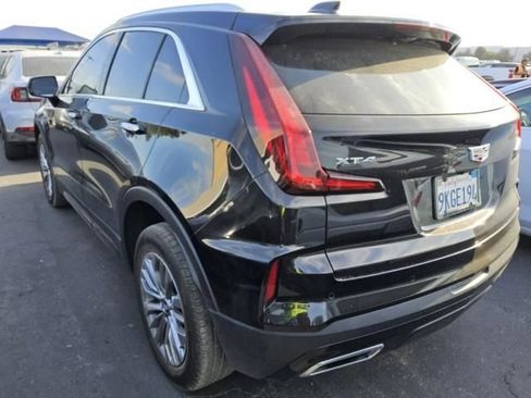 Used 2024 Cadillac XT4 Premium Luxury FWD image 4