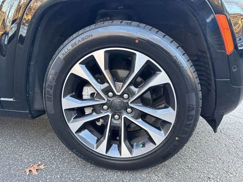 Used 2023 Jeep Grand Cherokee Overland w/ Adv Protech Group III image 11