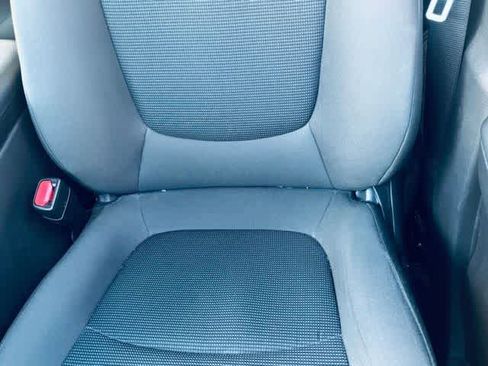 Certified 2022 Toyota RAV4 LE image 6