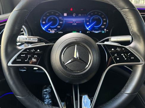 Certified 2023 Mercedes-Benz EQS 580 4MATIC SUV image 22