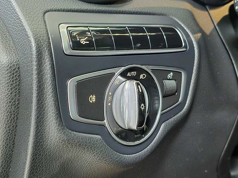 Used 2016 Mercedes-Benz GLC 300 4MATIC image 26