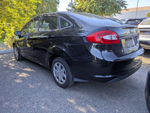 Used 2013 Ford Fiesta S image 3