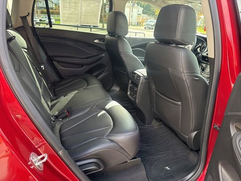 Used 2020 Buick Envision Essence image 20