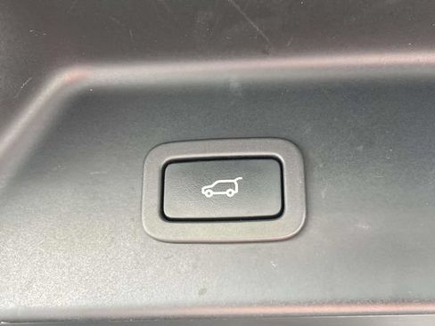 Used 2016 Land Rover Range Rover HSE AWD/4WD image 11