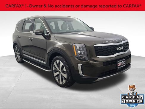 Used 2022 Kia Telluride EX w/ EX Premium Package image 2