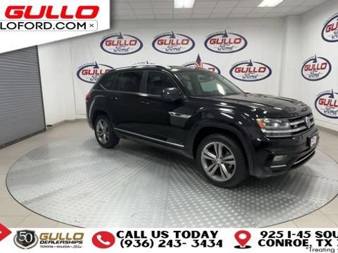 Used 2018 Volkswagen Atlas SE w/ R-Line Package FWD image 2