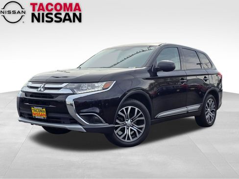Used 2017 Mitsubishi Outlander ES AWD/4WD image 1