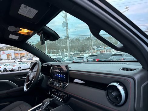 Certified 2023 Chevrolet Colorado Z71 w/ Z71 Convenience Package 2 image 27