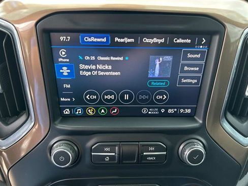 Used 2021 Chevrolet Silverado 1500 High Country w/ Technology Package image 38