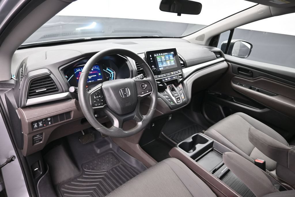 Certified 2023 Honda Odyssey EX image 12
