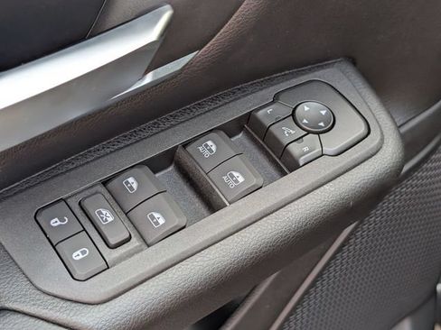 New 2026 RAM 1500 4x4 Crew Cab image 10