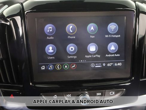 Used 2023 Chevrolet Traverse LT w/ LT Premium Package AWD/4WD image 11